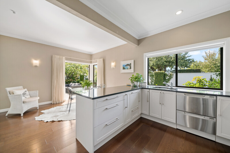 Property 11695 Image 8