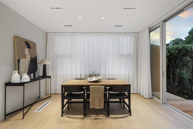 Property image 8938