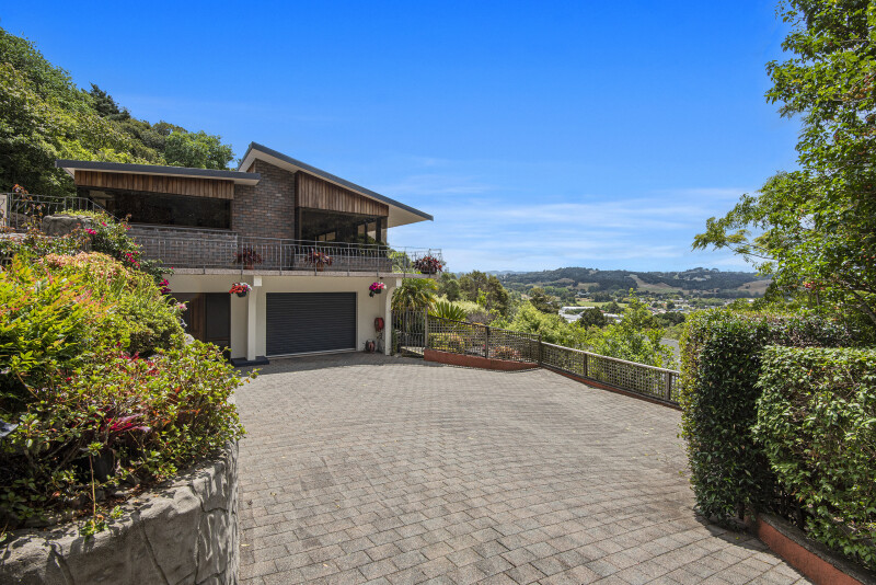 Property image 240210