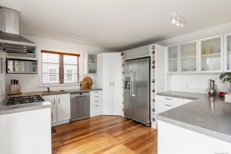 Property 33100 Image 