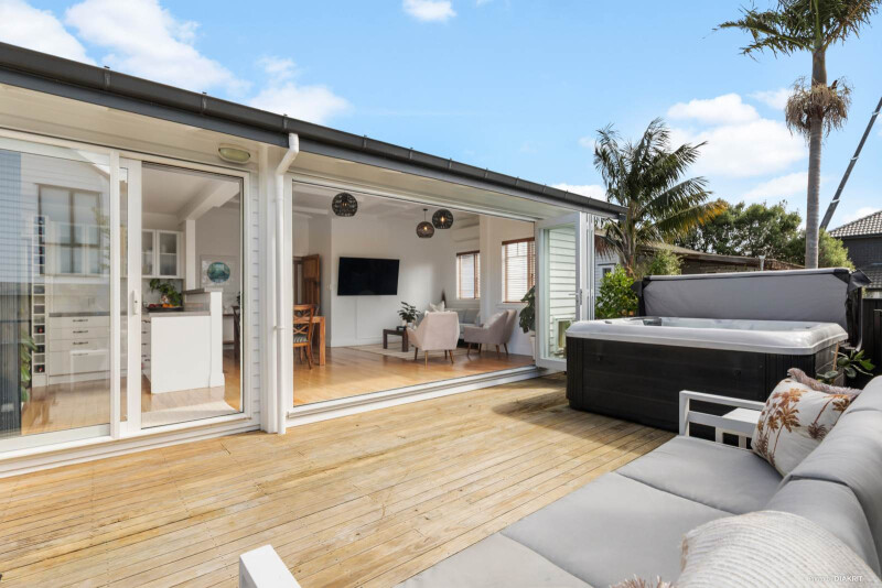 Property 33100 Image