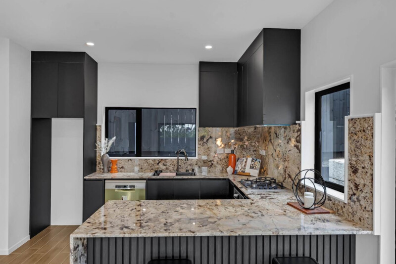 Property 33110 Image 2