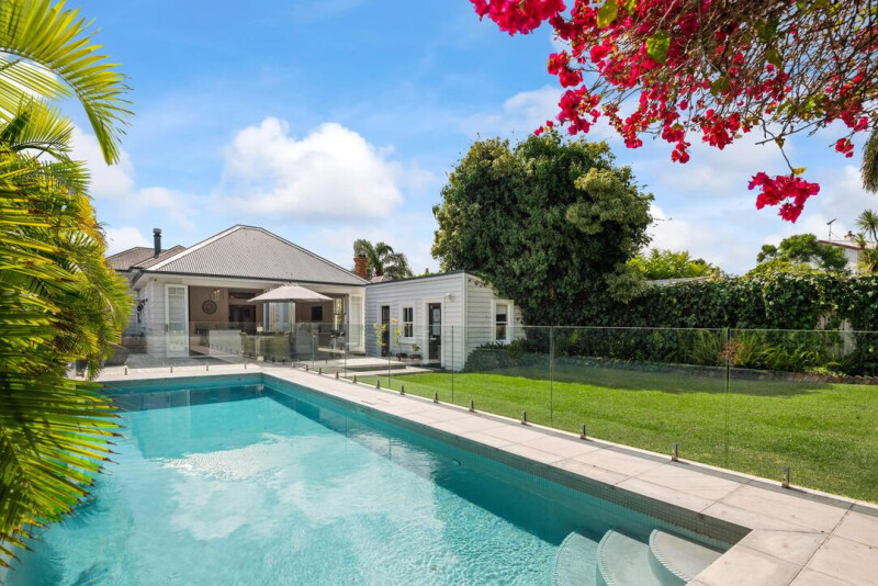 Property 33240 Image 3