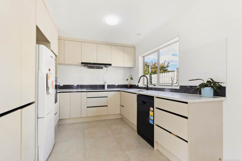 Property 33715 Image 4
