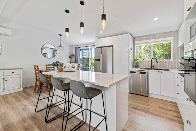 Property 8 Image 