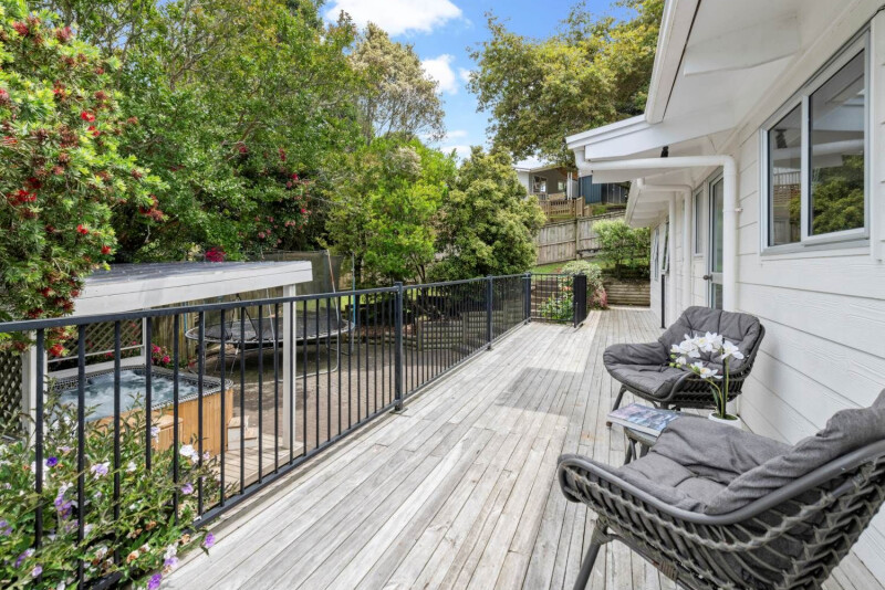 Property 8 Image 